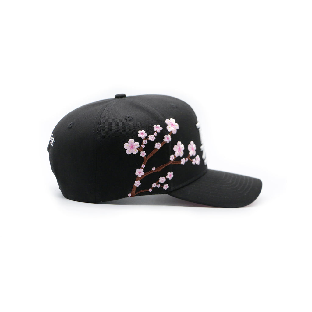 BLACK SAKURA CAP